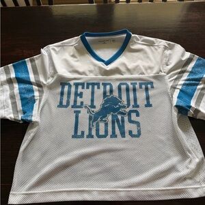 Abercrombie & Fitch Lions White and Blue Cropped Jersey